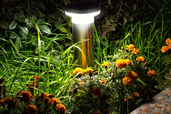 Outdoor lighting installation